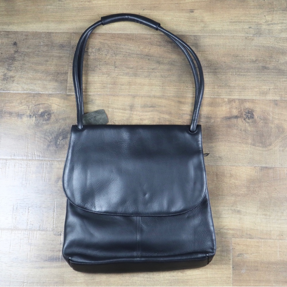 Ceeklein black leather handbag